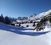 Sur le Massif des Madres En Raquettes à neige