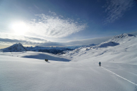 Raquettes à neige sur la frontière italienne